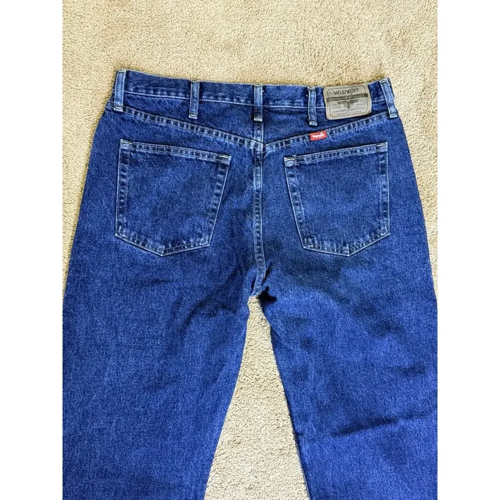Wrangler Jeans Mens 35x30 Denim Straight Leg 96501MR